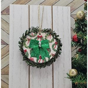 Wreaths W/Green Bow and Greens Wooden Disk Holly Ornament/Gift Tag, 2.5 inch